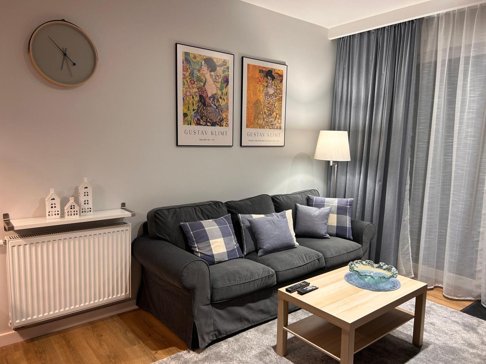 Boleslaviaapartments - Apartament Merci 4, Private Parking Free, Air Condition ブンツラウ エクステリア 写真